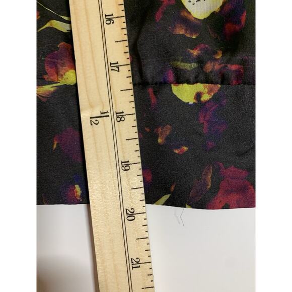 Bebe Blouse Sz 8 Womens Sheer Whimsigoth Black Floral Crop Top Bell Sleeve Fairy - Picture 6 of 8